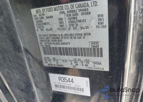 1999 Ford F-150 Lariat/Xl/Xlt из США, поврежденный, VIN 2FTRX18L6XCA85677